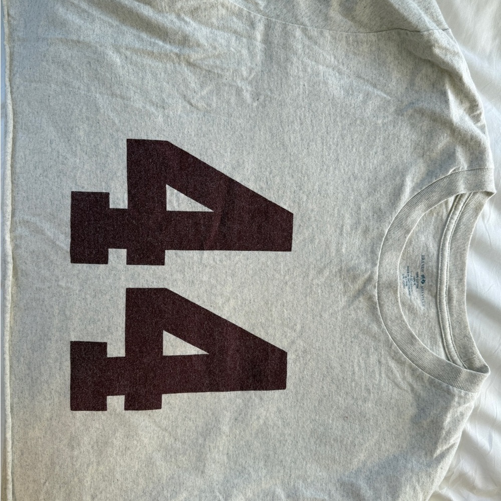 PacSun Gray Crop Top with Bold Graphic